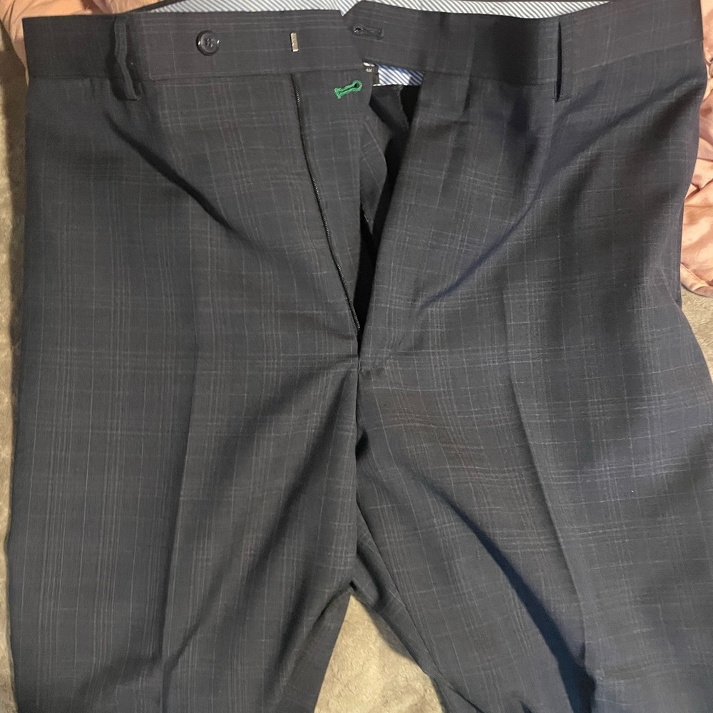 Tommy Hilfiger Gray Suit Sophisticated Style